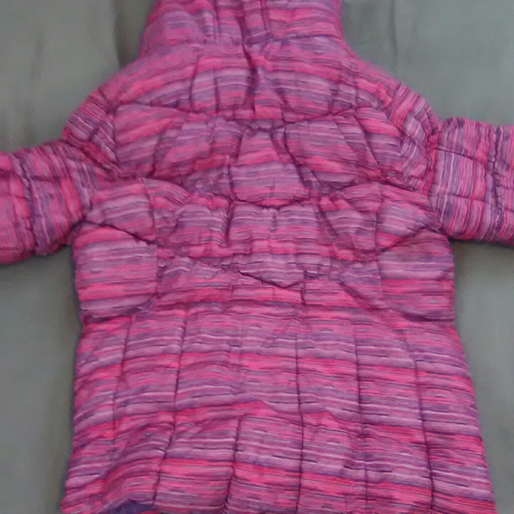 2 little girls jackets and 2 coats - Picture 4 of 8